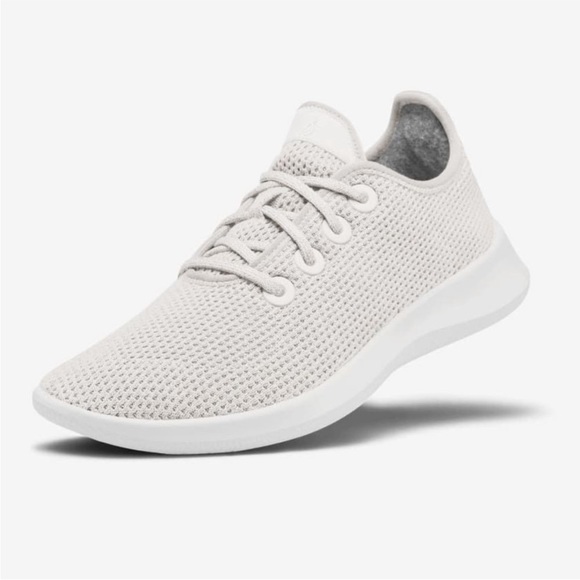 allbirds Shoes - Allbirds Women’s Runners Classic Running Shoes Size 9 In White Sneakers